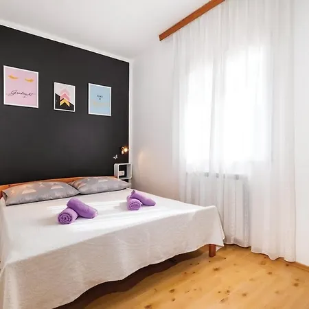 Casa de Férias Basa Rovanjska