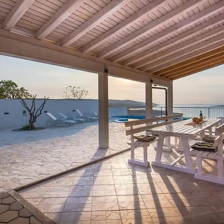 Casa de Férias Basa *